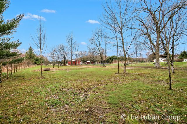 8753 Wabasis Avenue NE, Greenville, MI 48838