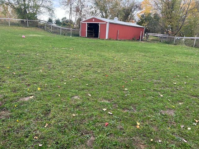 8753 Wabasis Avenue NE, Greenville, MI 48838
