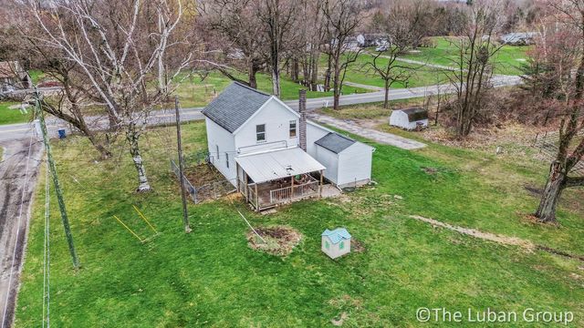 8753 Wabasis Avenue NE, Greenville, MI 48838
