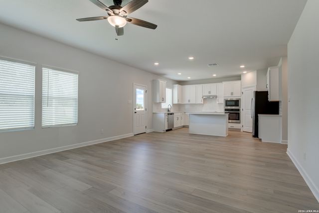 12819 Lower Peach Way, Schertz, TX 78154