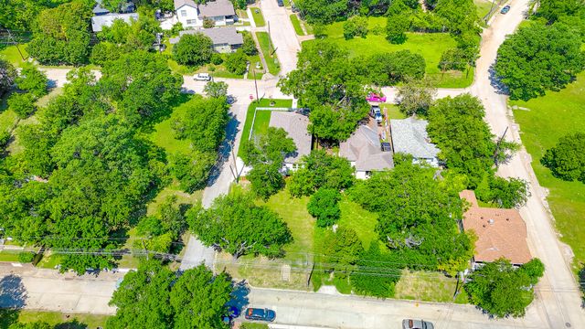 209 Landis Street, Dallas, TX 75203