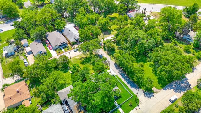 209 Landis Street, Dallas, TX 75203