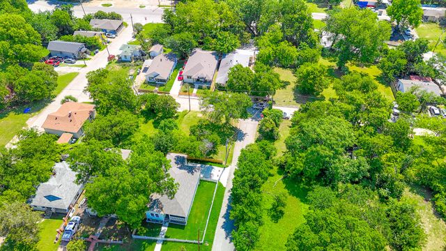 209 Landis Street, Dallas, TX 75203