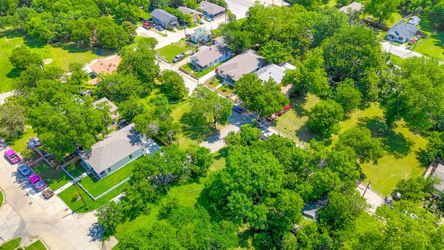209 Landis Street, Dallas, TX 75203