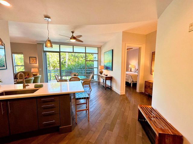 365 SE 6th Avenue 203, Delray Beach, FL 33483