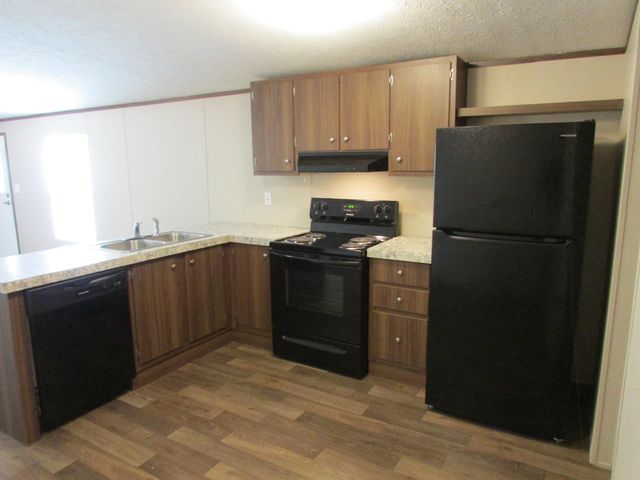 799 Harmony Hall Lane, Cottageville, SC 29435