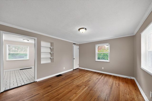 1149 Madeleine Circle, Springfield Twp., OH 45231