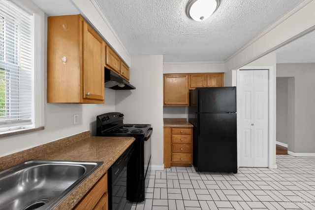 1149 Madeleine Circle, Springfield Twp., OH 45231
