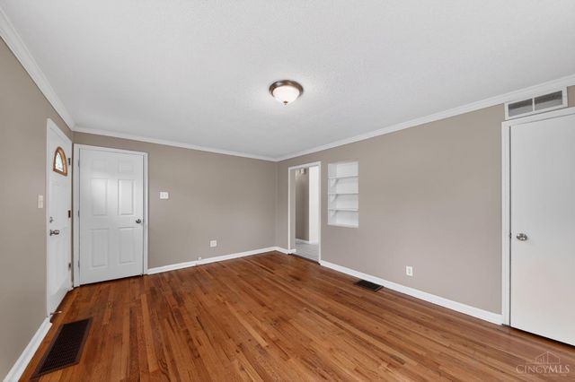 1149 Madeleine Circle, Springfield Twp., OH 45231