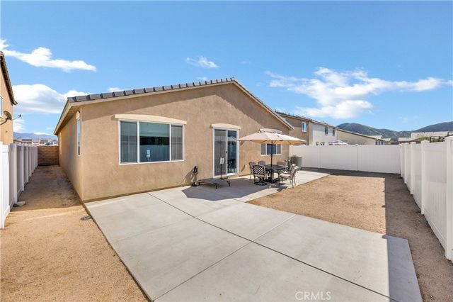 1961 Old Steel, Hemet, CA 92545