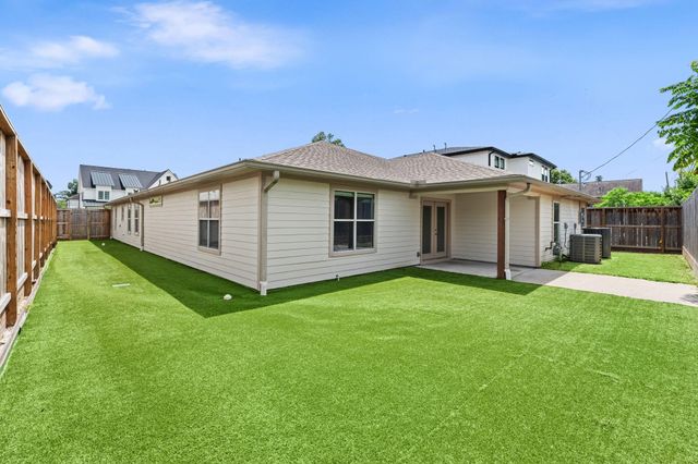 1534 Althea Drive, Houston, TX 77018