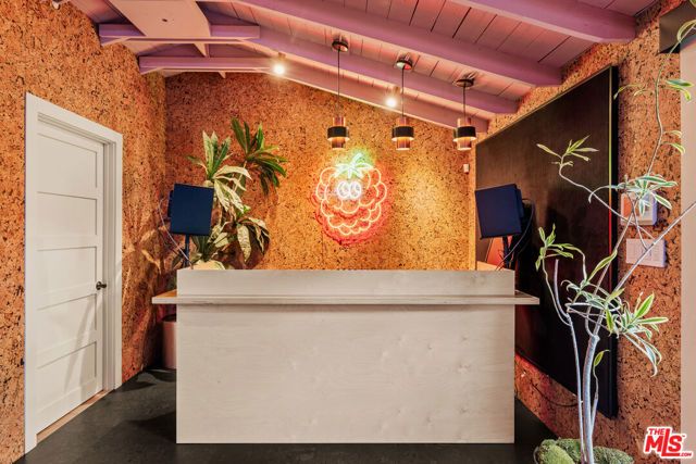 6332 Busch Drive, Malibu, CA 90265