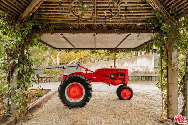 6332 Busch Drive, Malibu, CA 90265