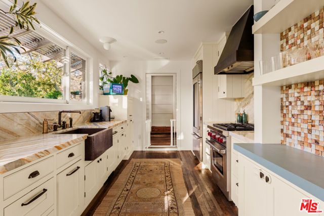 6332 Busch Drive, Malibu, CA 90265