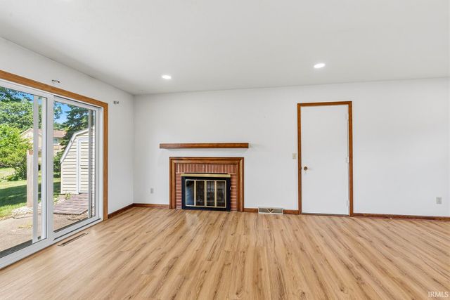 5611 Cape Cod Lane, South Bend, IN 46614