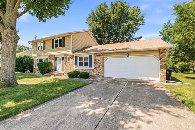 5611 Cape Cod Lane, South Bend, IN 46614