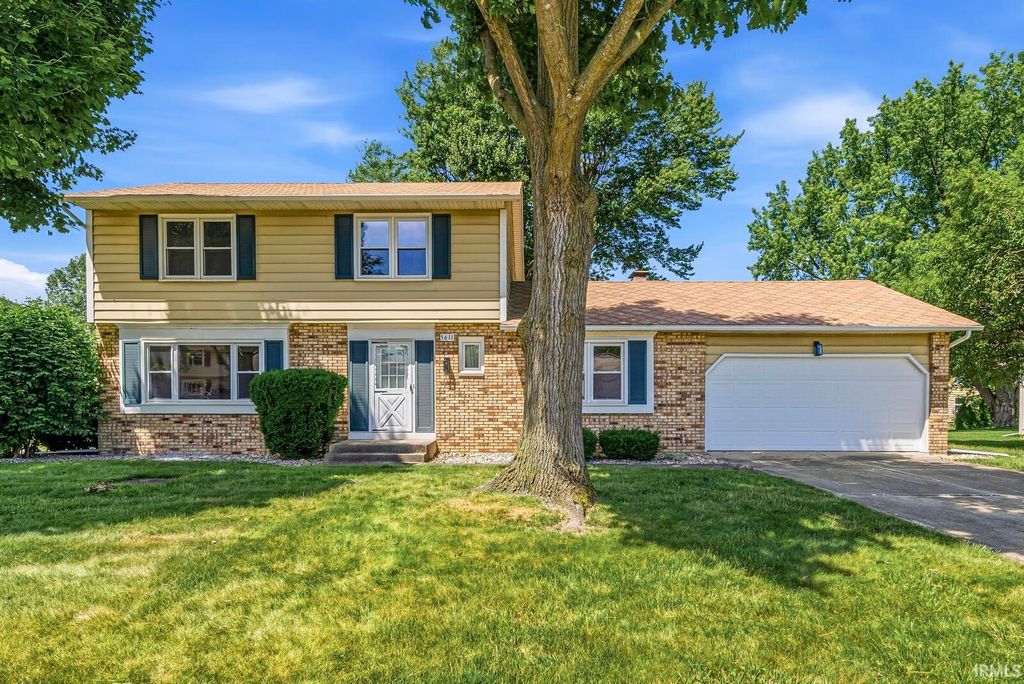 5611 Cape Cod Lane, South Bend, IN 46614