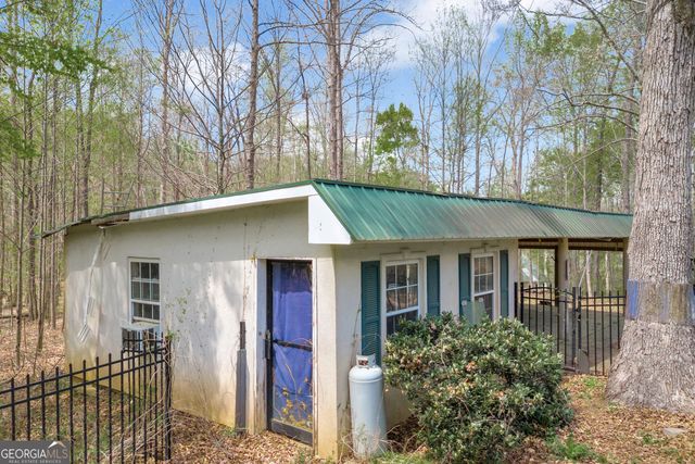 743 Blacks Creek Church Road, Danielsville, GA 30633