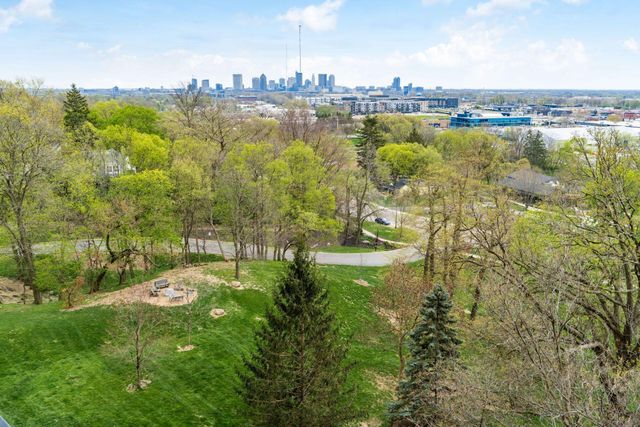 1000 Urlin Avenue, 610, Columbus, OH 43212