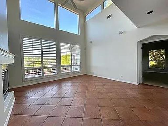 10807 Love Bird CV, Austin, TX 78730