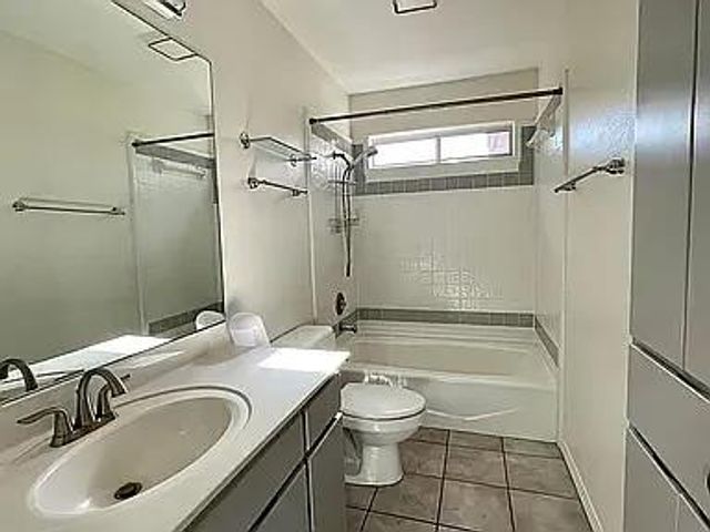 10807 Love Bird CV, Austin, TX 78730