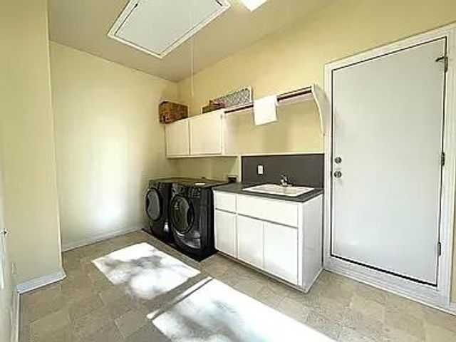 10807 Love Bird CV, Austin, TX 78730
