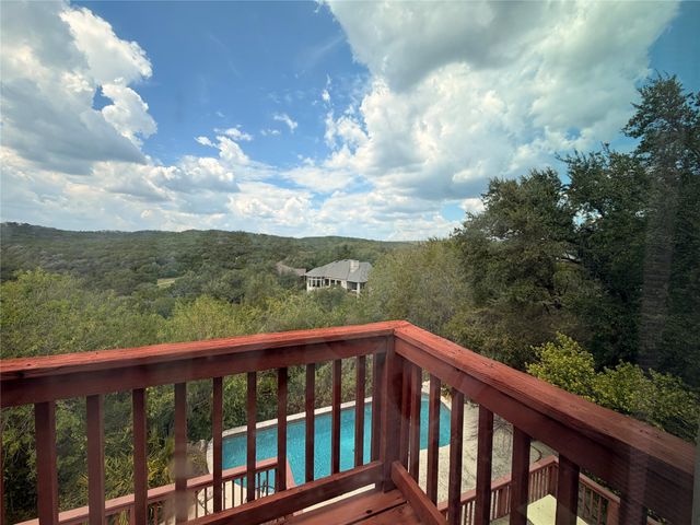 10807 Love Bird CV, Austin, TX 78730