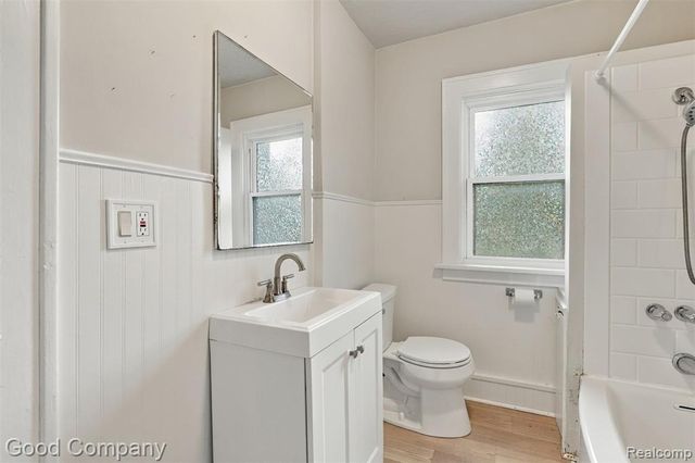 541 E Breckenridge Street, Ferndale, MI 48220