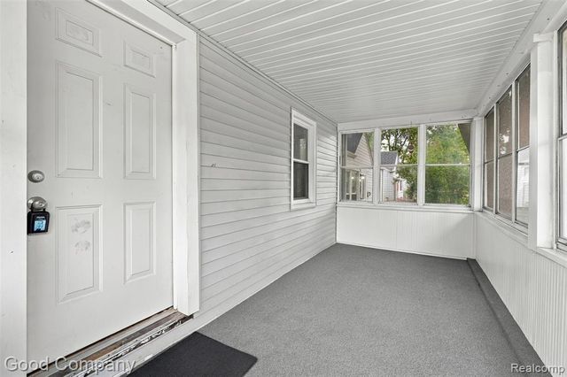 541 E Breckenridge Street, Ferndale, MI 48220
