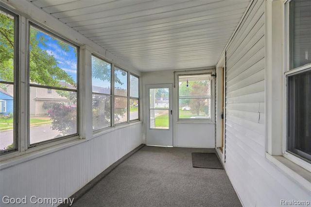 541 E Breckenridge Street, Ferndale, MI 48220