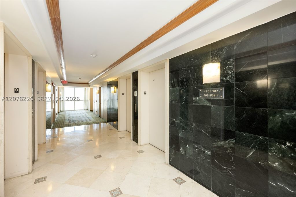 Image 30 of property listing at 16711 Collins Ave 907, Sunny Isles Beach, FL 33160