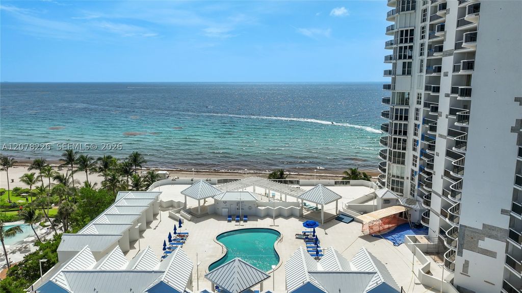 Image 37 of property listing at 16711 Collins Ave 907, Sunny Isles Beach, FL 33160