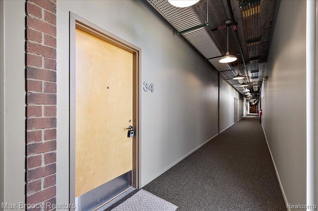 333 E Parent Avenue 34, Royal Oak, MI 48067