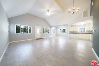 117 S Virgil Avenue, Los Angeles, CA 90004