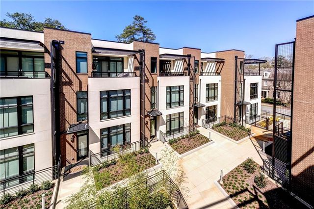 721 Longleaf Drive NE 9, Atlanta, GA 30342