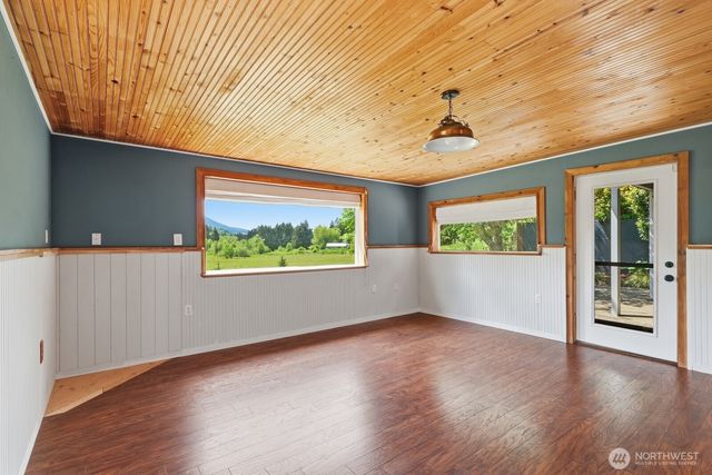 1943 W Hurley-Waldrip Road, Shelton, WA 98584