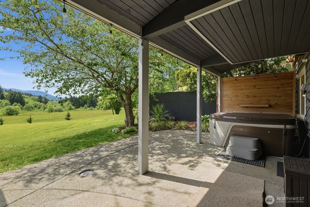 1943 W Hurley-Waldrip Road, Shelton, WA 98584