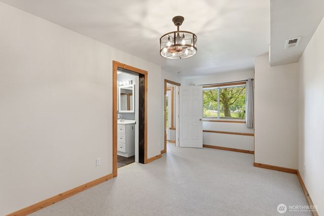 1943 W Hurley-Waldrip Road, Shelton, WA 98584