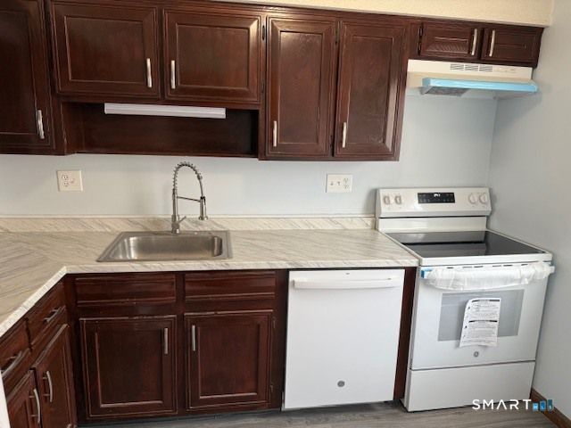 286 Monticello Drive 286, Branford, CT 06405