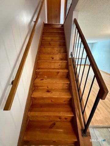 286 Monticello Drive 286, Branford, CT 06405