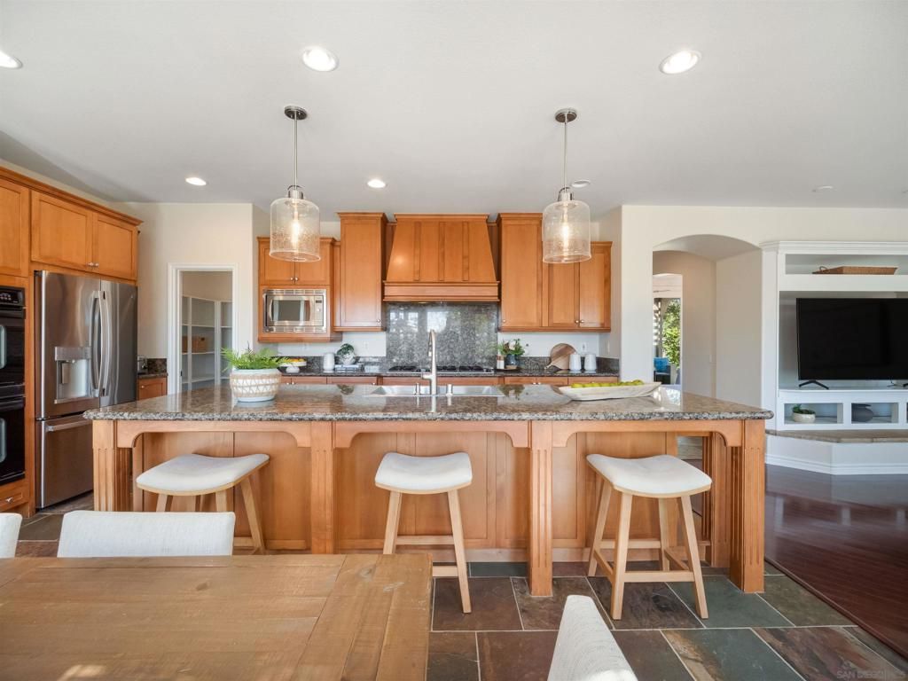 Image 18 of property listing at 8504 Galway, San Diego, CA 92129