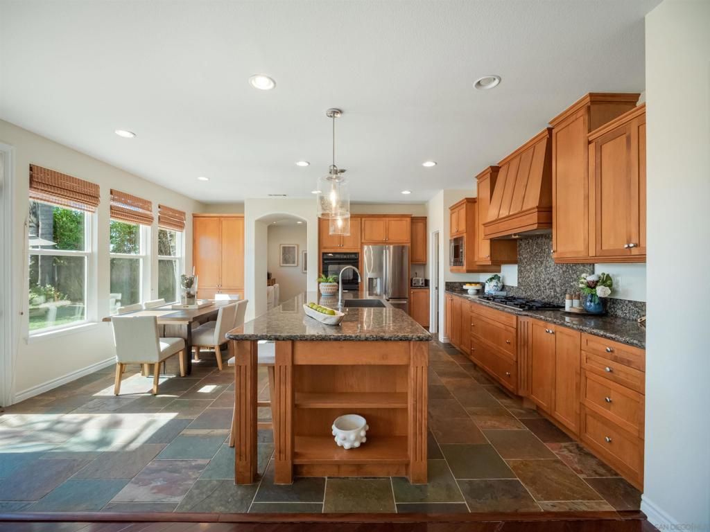 Image 20 of property listing at 8504 Galway, San Diego, CA 92129