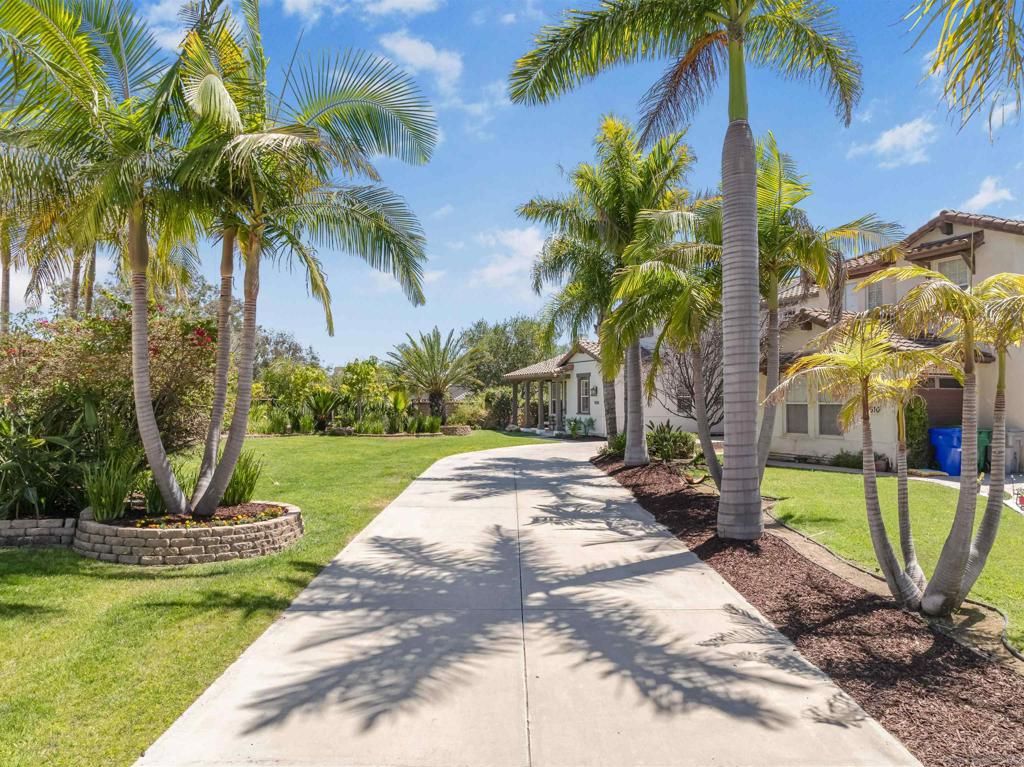Image 3 of property listing at 8504 Galway, San Diego, CA 92129
