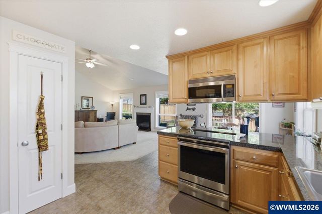 2340 NW Broadway St, Albany, OR 97321