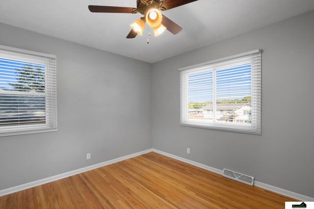 347 Michael Drive, Gretna, NE 68028