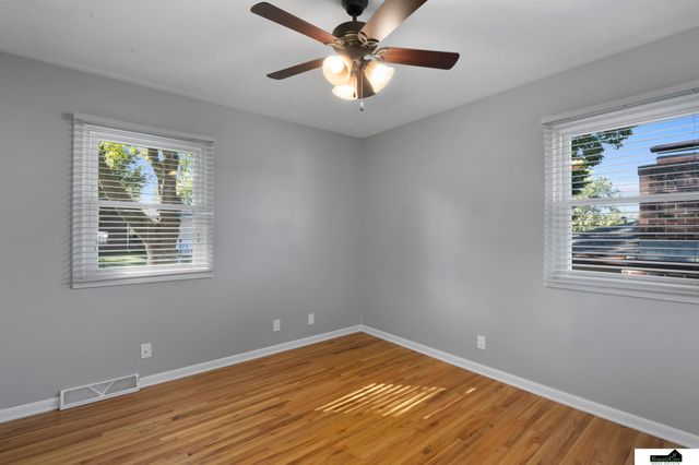 347 Michael Drive, Gretna, NE 68028