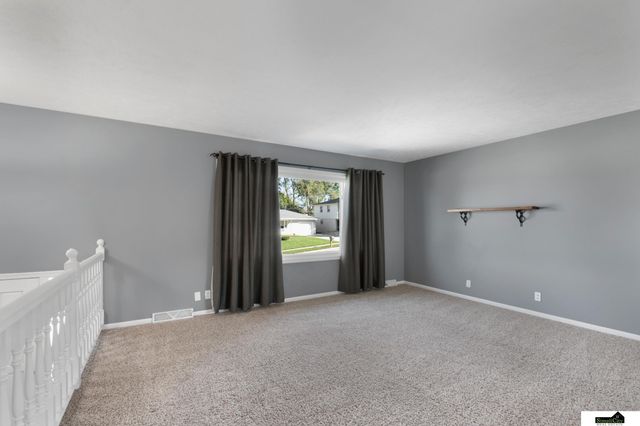 347 Michael Drive, Gretna, NE 68028