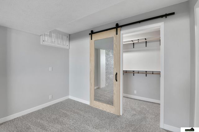 347 Michael Drive, Gretna, NE 68028