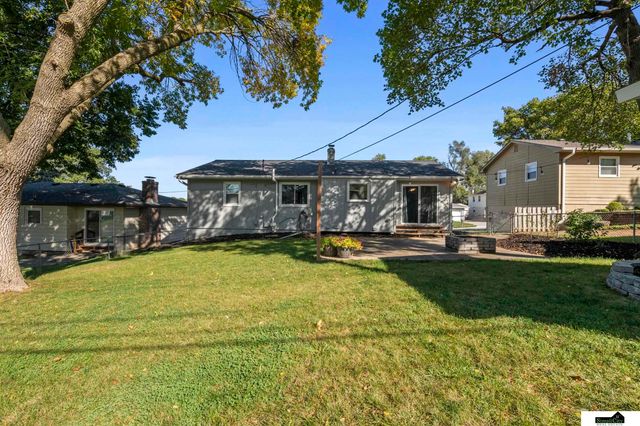 347 Michael Drive, Gretna, NE 68028