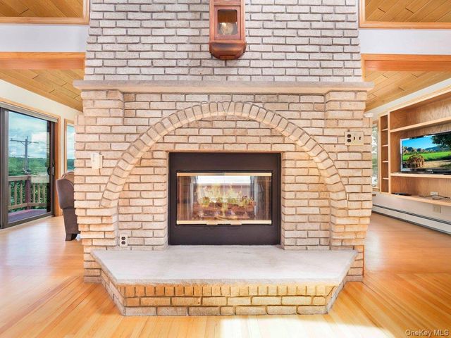 111 Mohican Trail, Glen Spey, NY 12737